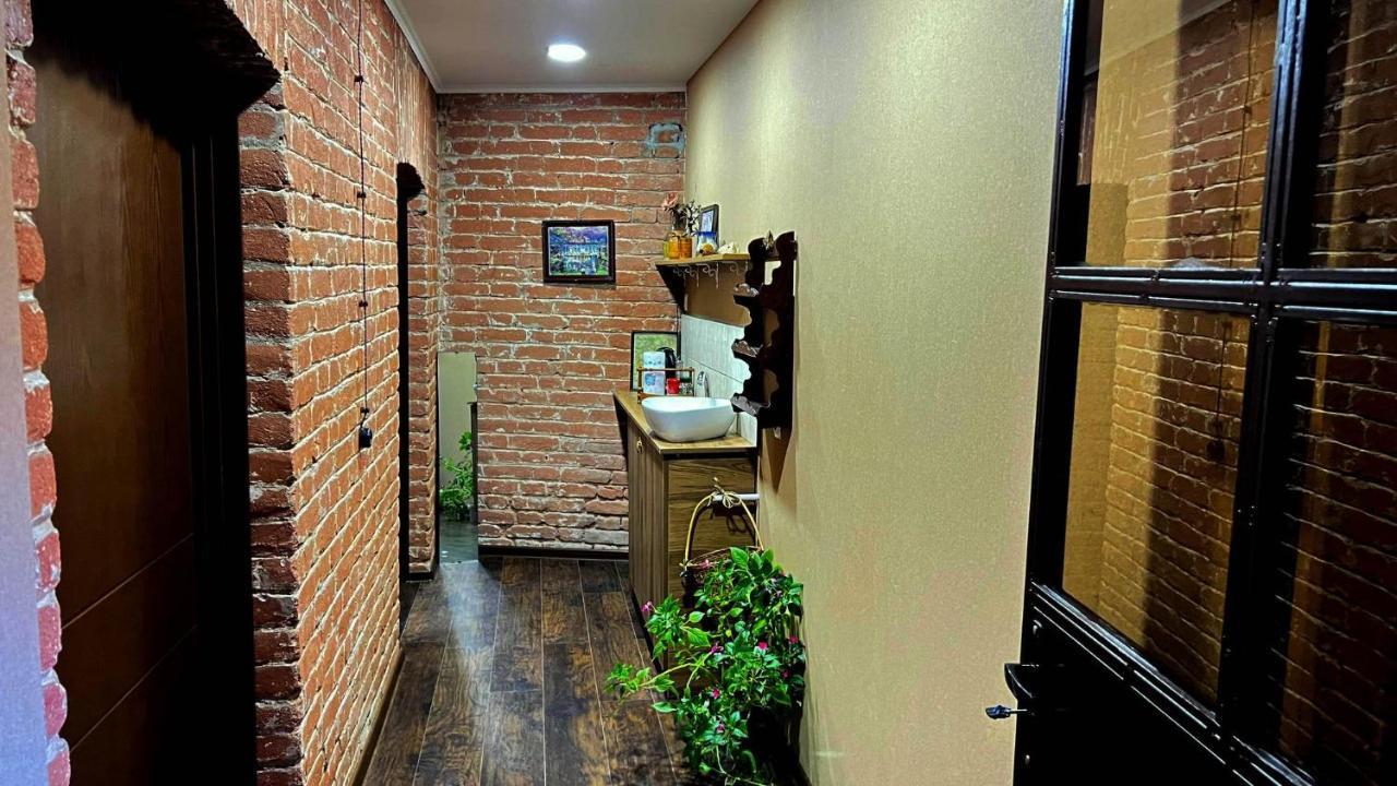 Hostel Pirosmani Тбилиси Екстериор снимка